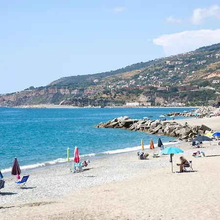 Beautiful In With Kitchen *