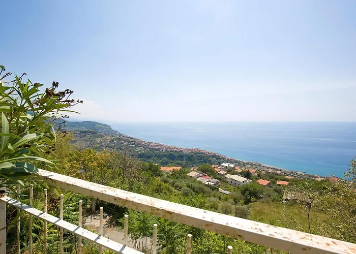 Beautiful In With Kitchen