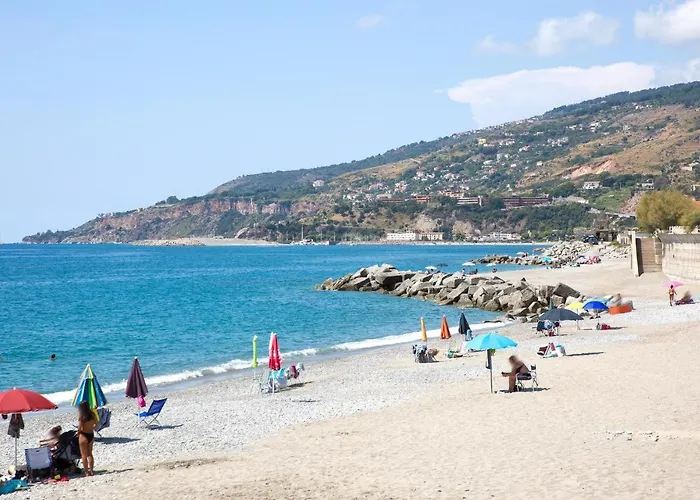 Beautiful In With Kitchen *