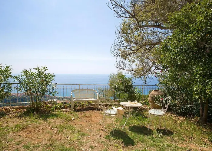 Beautiful In With Kitchen *