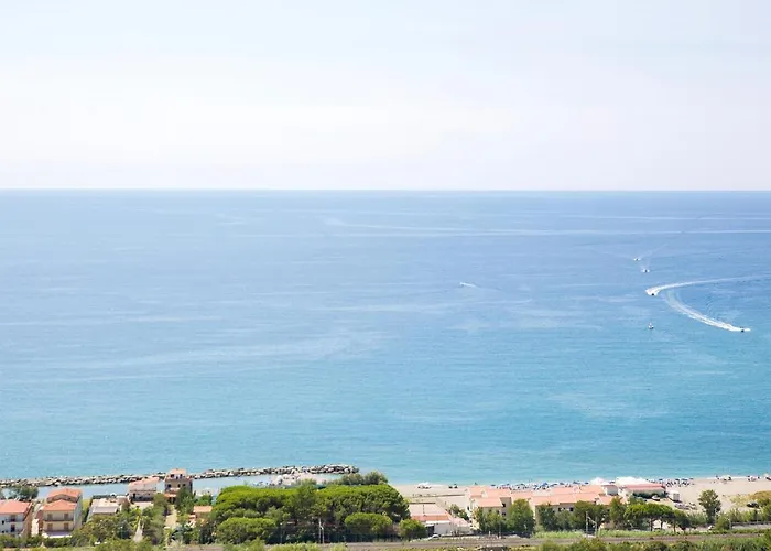 Beautiful In With Kitchen 度假居 *