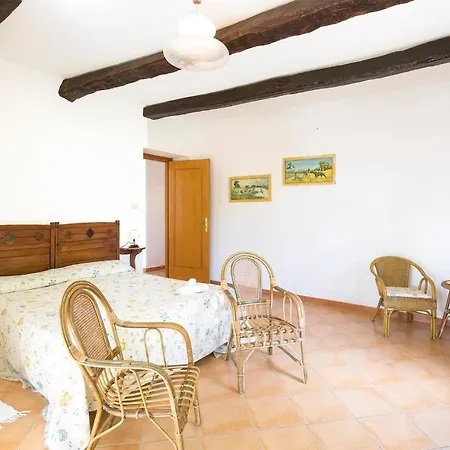 Beautiful In With Kitchen *