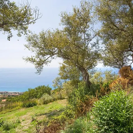 Beautiful In With Kitchen Cetraro