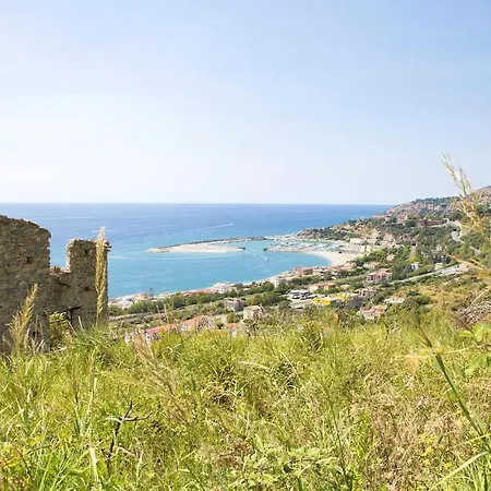 Beautiful In With Kitchen *