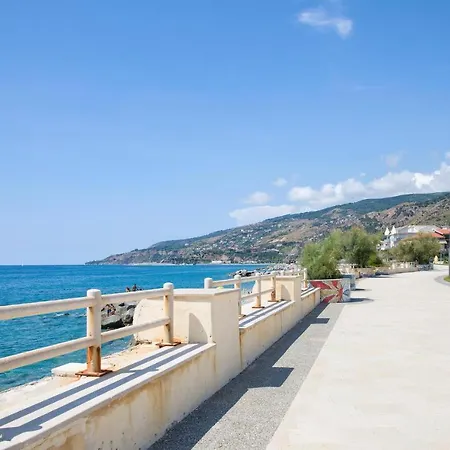 Beautiful In With Kitchen *