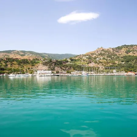 Beautiful In With Kitchen *