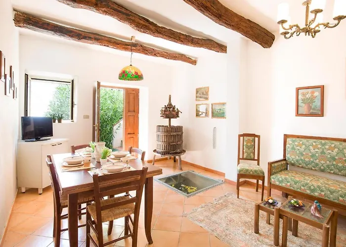 Dom wakacyjny Beautiful In With Kitchen *