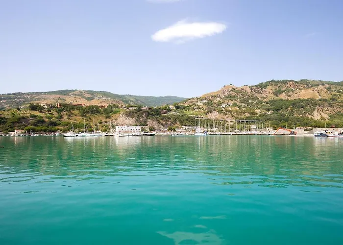 Beautiful In With Kitchen *